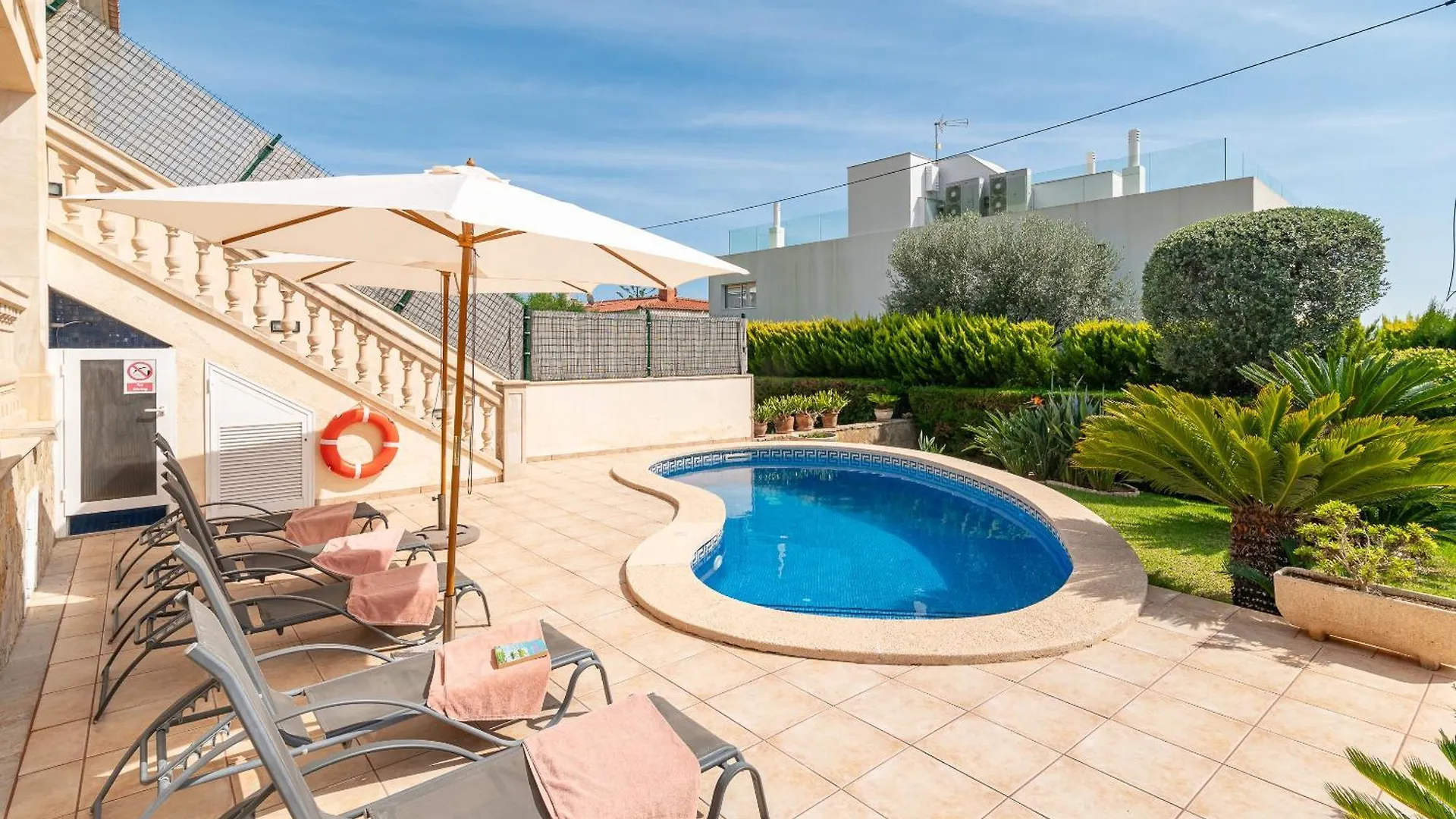 Beach Villa Arran De Mar By Sealand Villas Alcudia   Alcudia (Mallorca)