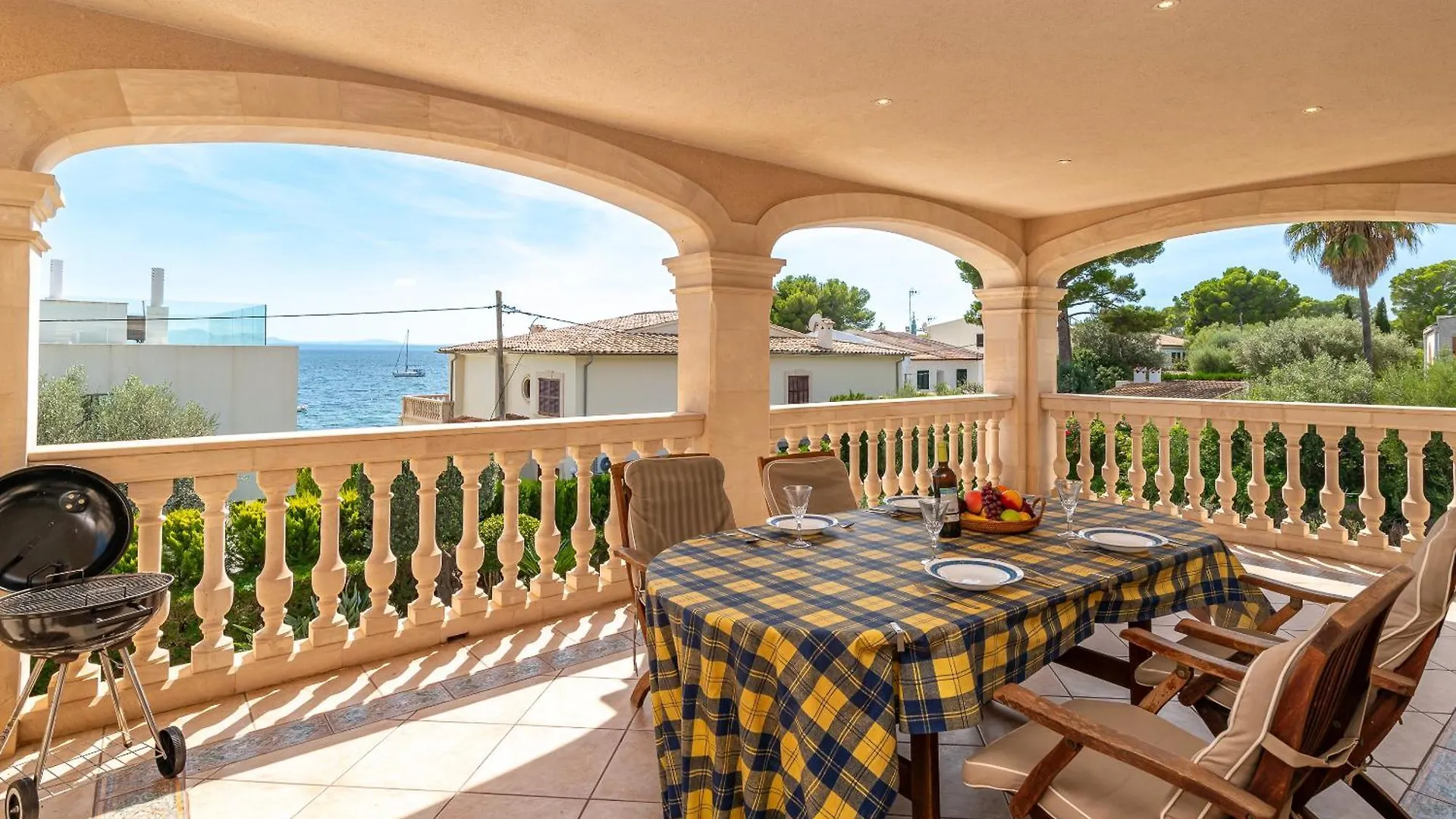 Beach Villa Arran De Mar By Sealand Villas Alcudia  Spain
