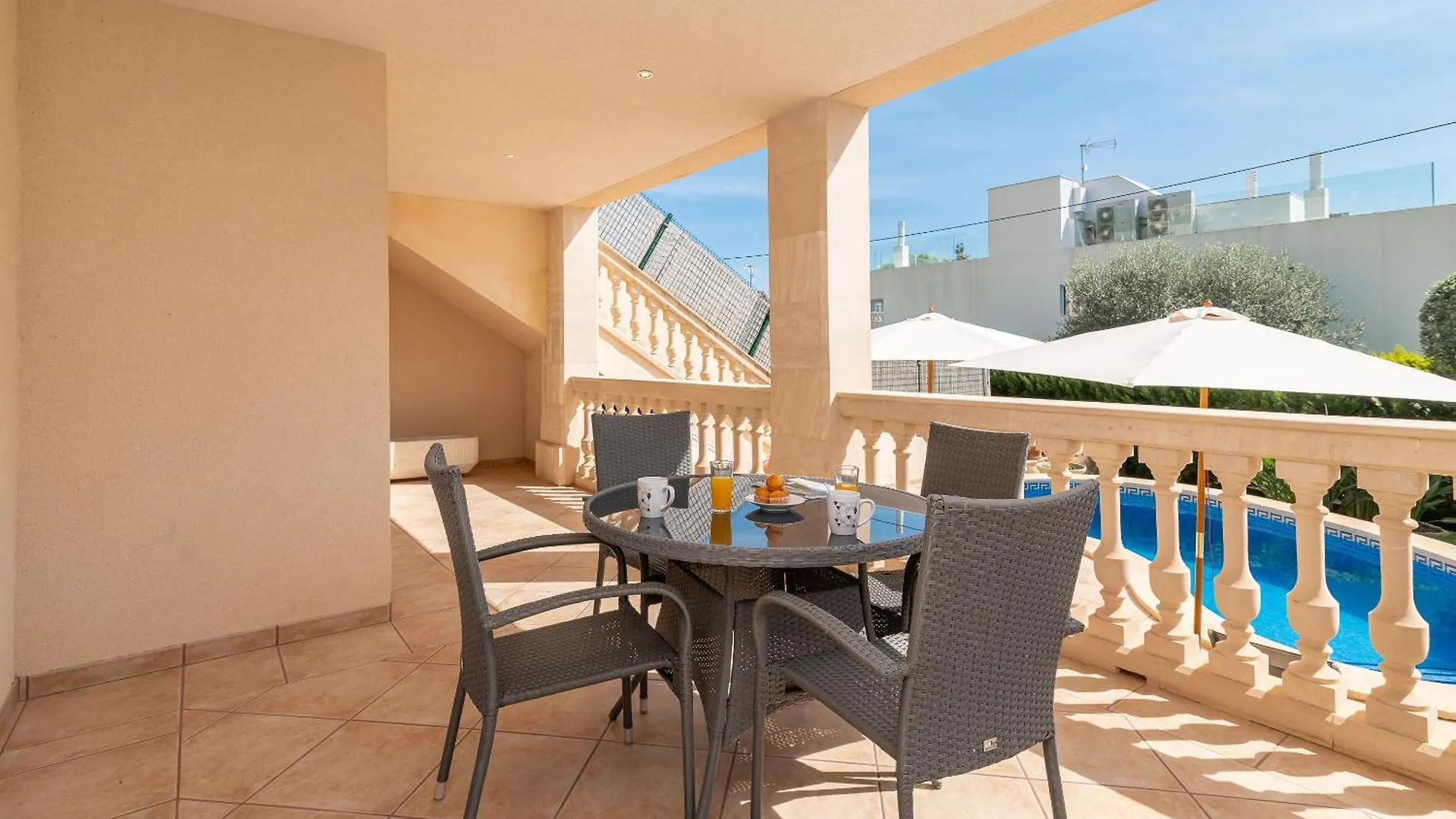 Beach Villa Arran De Mar By Sealand Villas Alcudia
