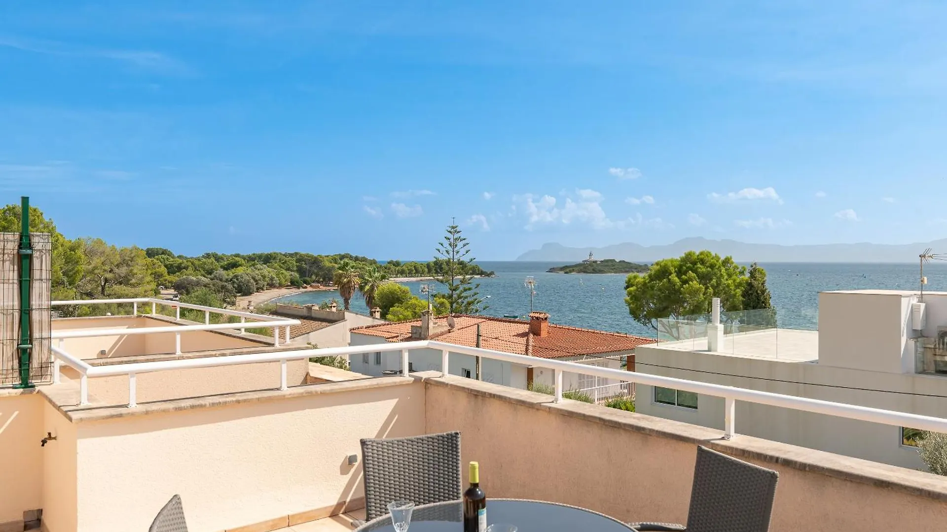 Beach Villa Arran De Mar By Sealand Villas Alcudia