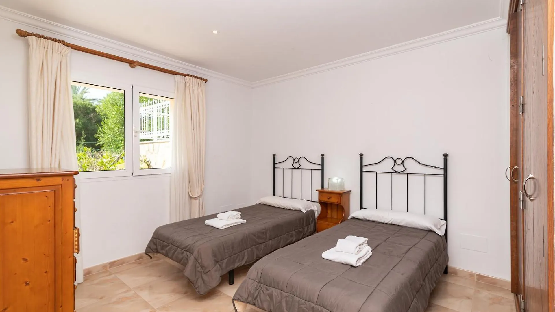 Beach Villa Arran De Mar By Sealand Villas Alcudia  0*, Alcudia (Mallorca)